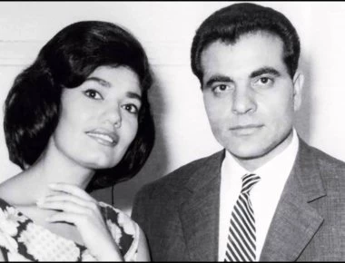 «Φορούσα μαγιό και φαίνεται ότι έτσι του άρεσα του Στελλάκη…»